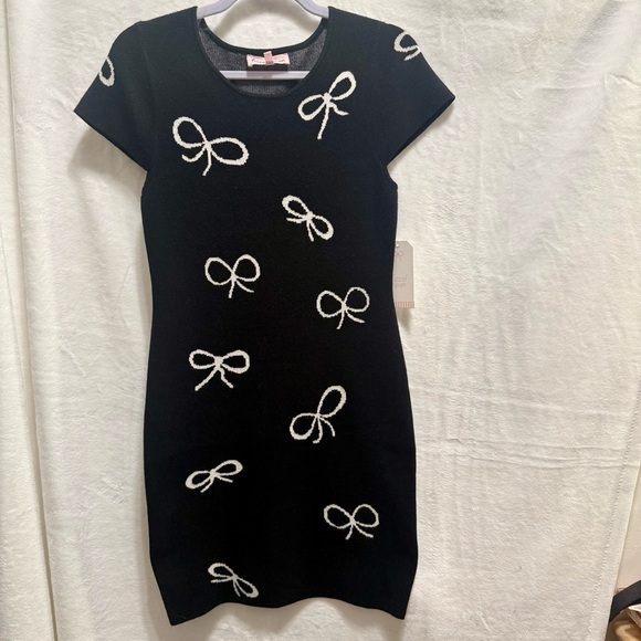 Hazel Moon Dresses & Skirts - Black Bow Pattern Mini Dress
